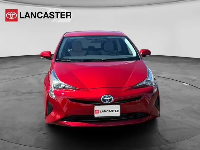 Used 2016  Toyota Two image 2