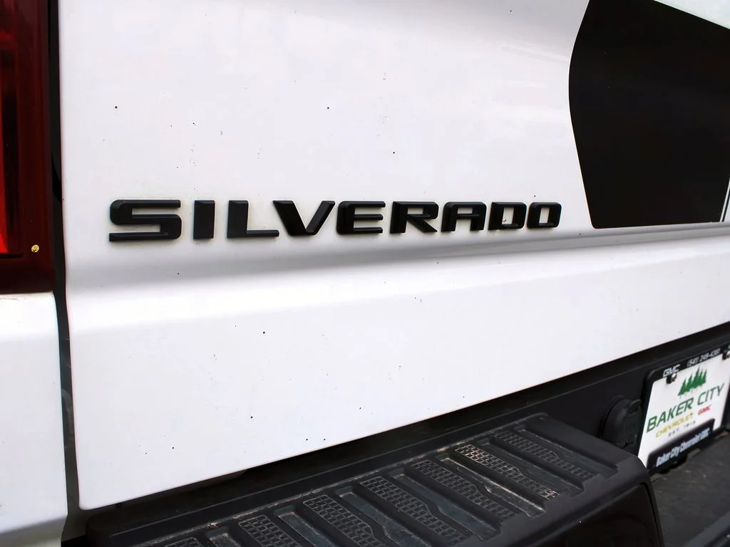 Used 2021 Summit White Chevrolet LT Trail Boss image 34