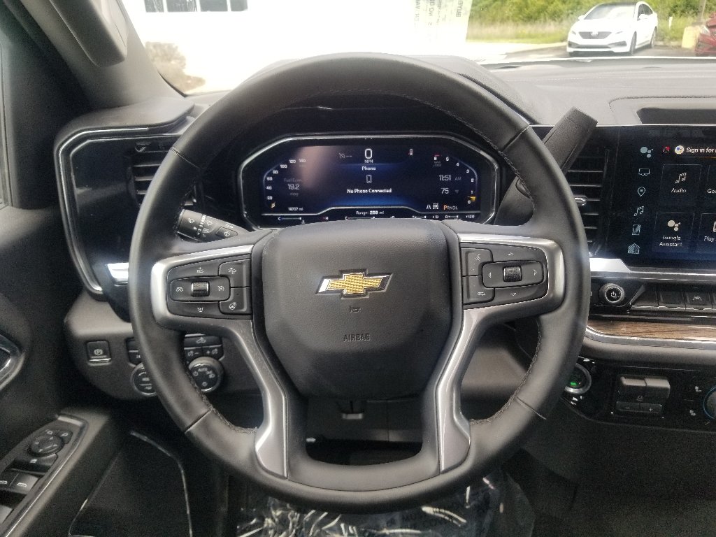 2025 Chevrolet Silverado 1500 LT - Photo 9