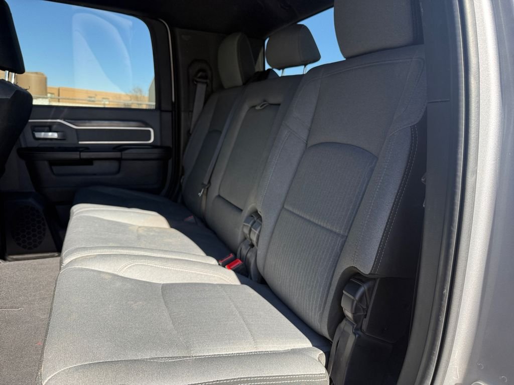Used 2022 Silver Ram Big Horn image 19