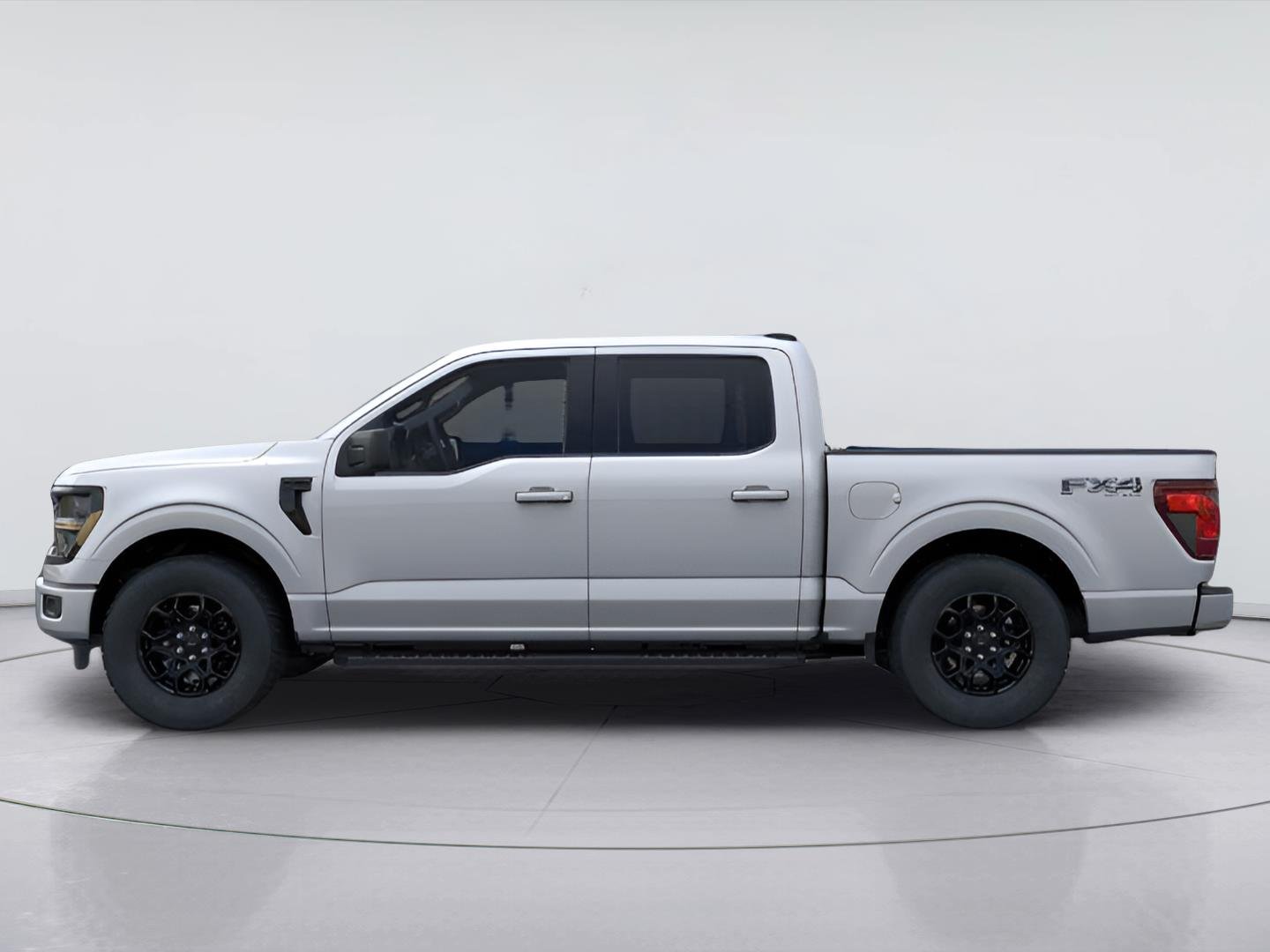 New 2026 Iconic Silver Metallic Ford XLT image 3