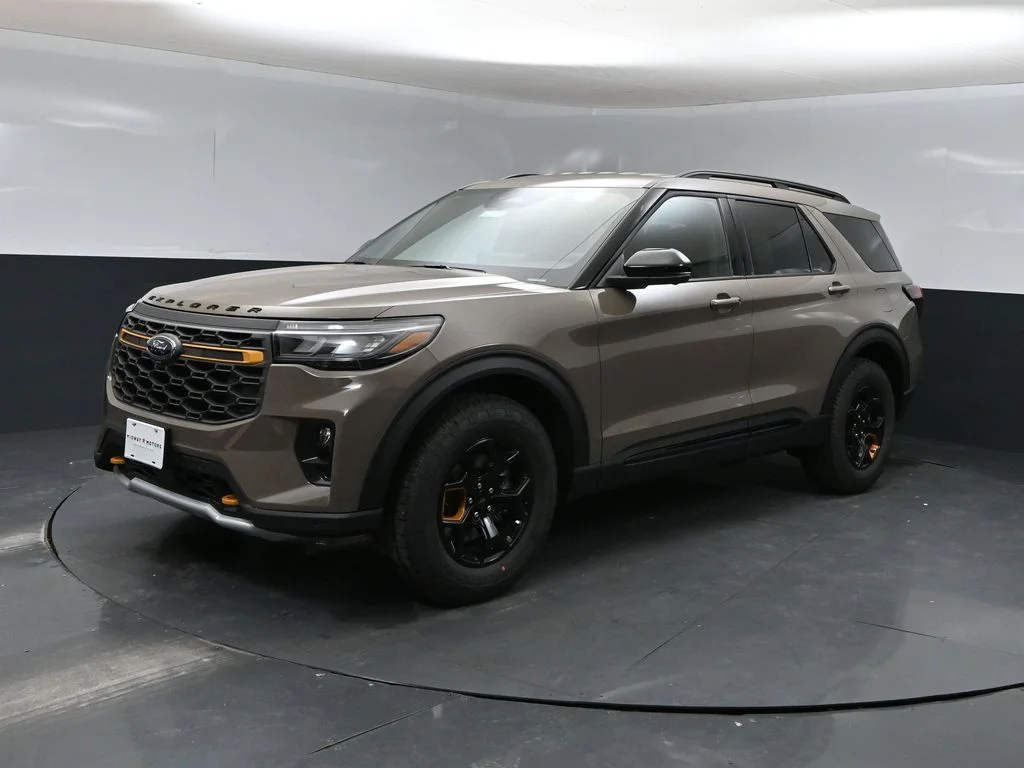 New 2026 Gray Ford Tremor image 5