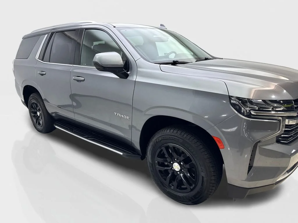 Used 2021 Gray Chevrolet LT image 12