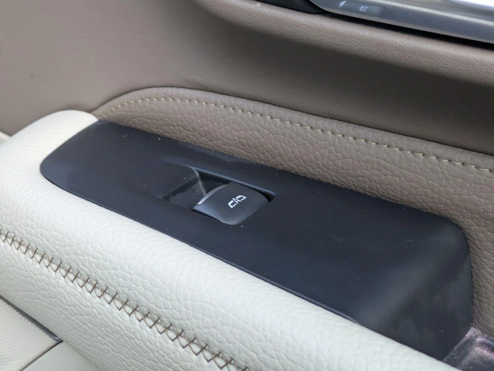 Used 2024 Midnight Blue Metallic GMC Denali image 37