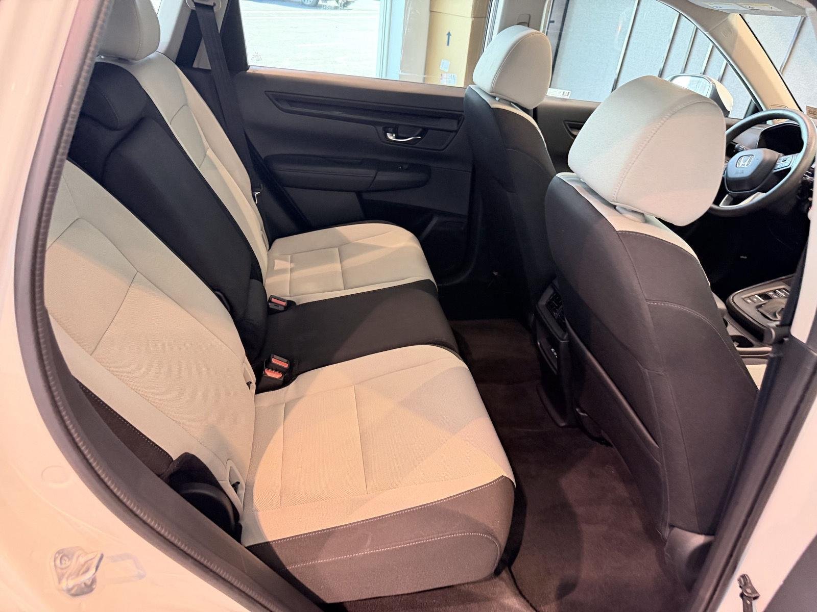 Used 2026  Honda EX image 26