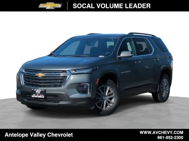 2023 Chevrolet Traverse LT Cloth