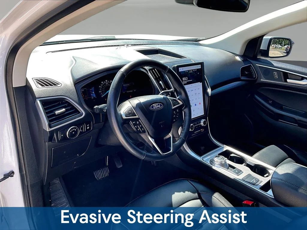 Used 2023 White Ford SEL image 22