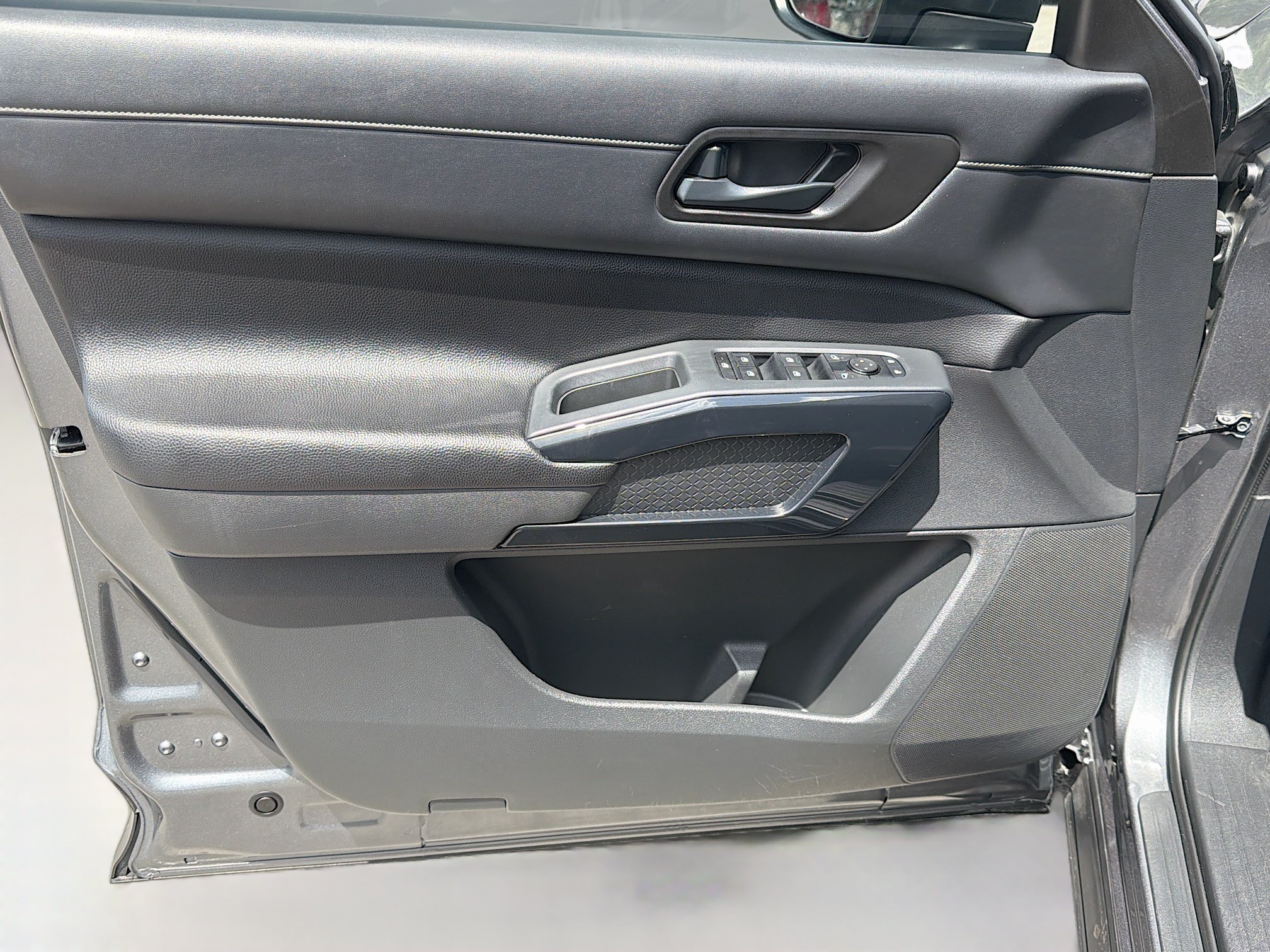 Used 2023 Gun Metallic Nissan S image 21