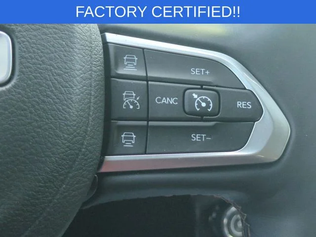 Used 2022 Gray Jeep Limited image 21