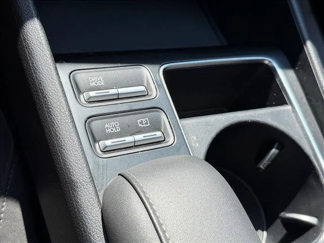 Used 2024 Silver Hyundai SEL image 23