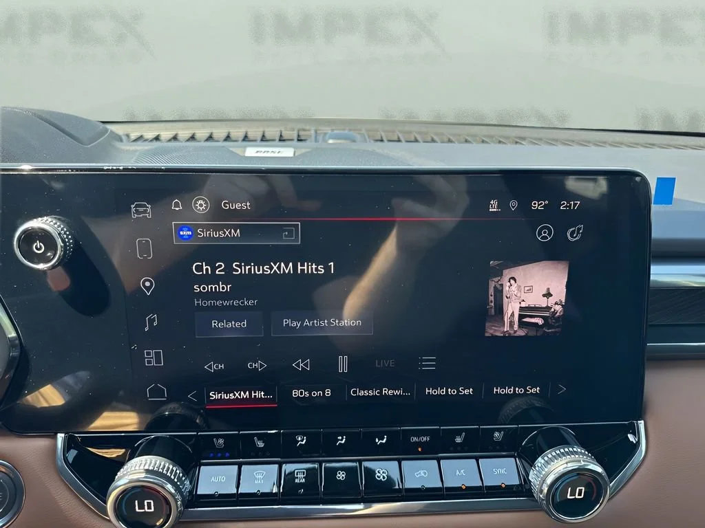 New 2026 Summit White GMC AT4 image 19