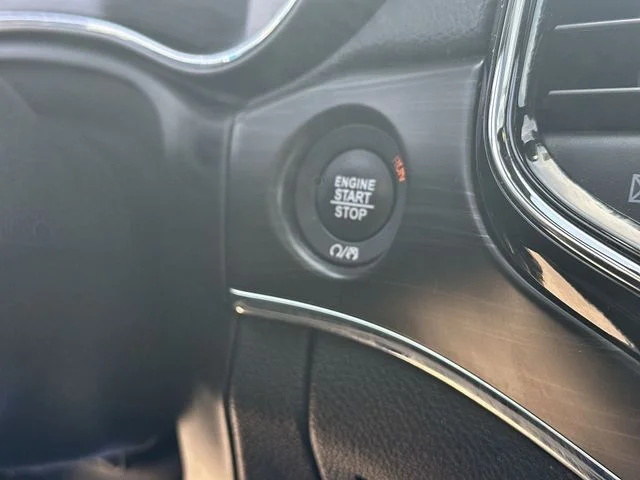 Used 2019 Black Jeep Limited image 19