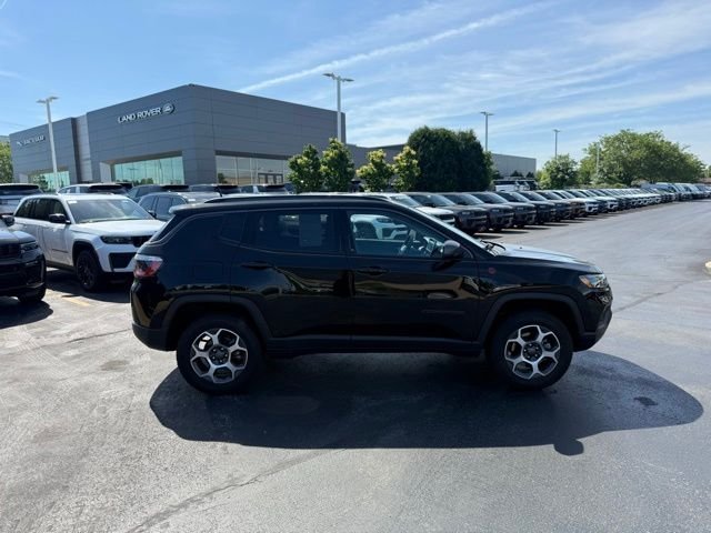 Certified Used 2022 Diamond Black Jeep Trailhawk image 5