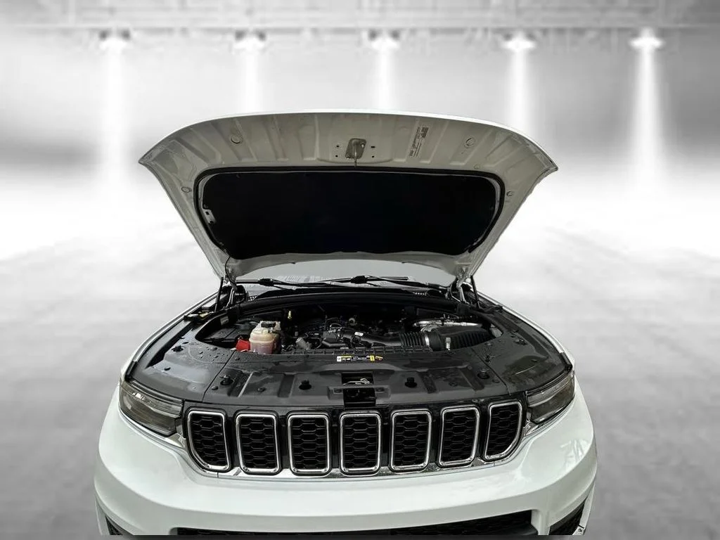 Certified Used 2022 White Jeep Limited image 30