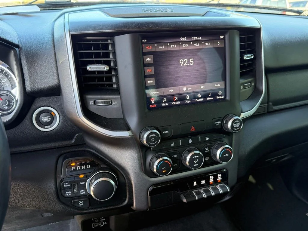Used 2019 Silver Ram Big Horn/Lone Star image 21