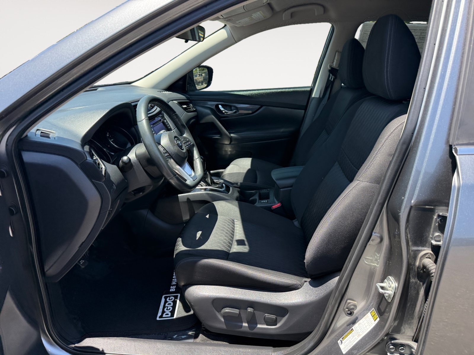 Used 2018 Gun Metallic Nissan SV image 10