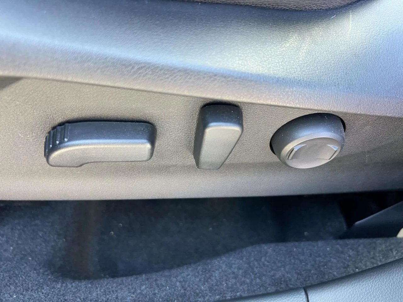Used 2023 Magnetite Gray Metallic Subaru Premium image 25