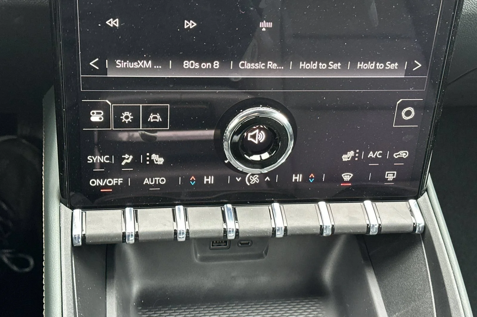 2026 GMC Terrain AT4 - Photo 18