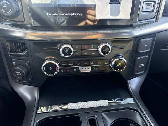 Used 2025 Black Ford Lariat image 23