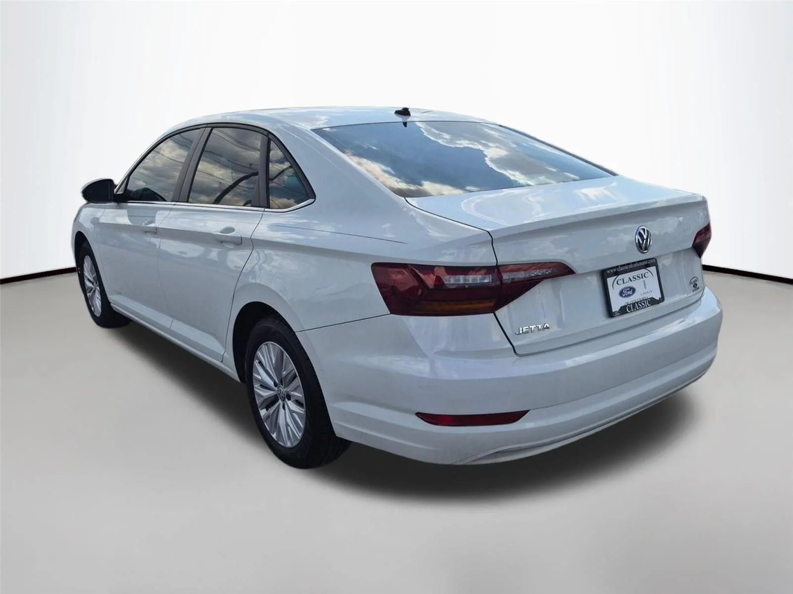 Used 2019 Pure White Volkswagen S image 7