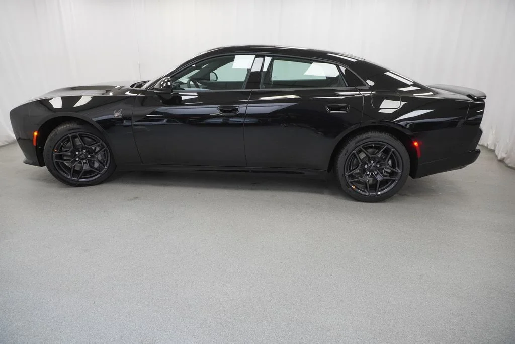 New 2026 Diamond Black Crystal Pearlcoat Dodge Scat Pack Plus image 14