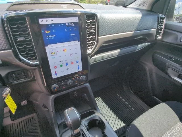 Used 2025 White Ford XLT image 24