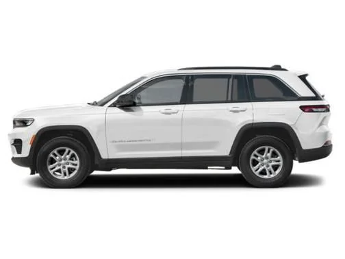 Used 2025 White Jeep Limited image 2
