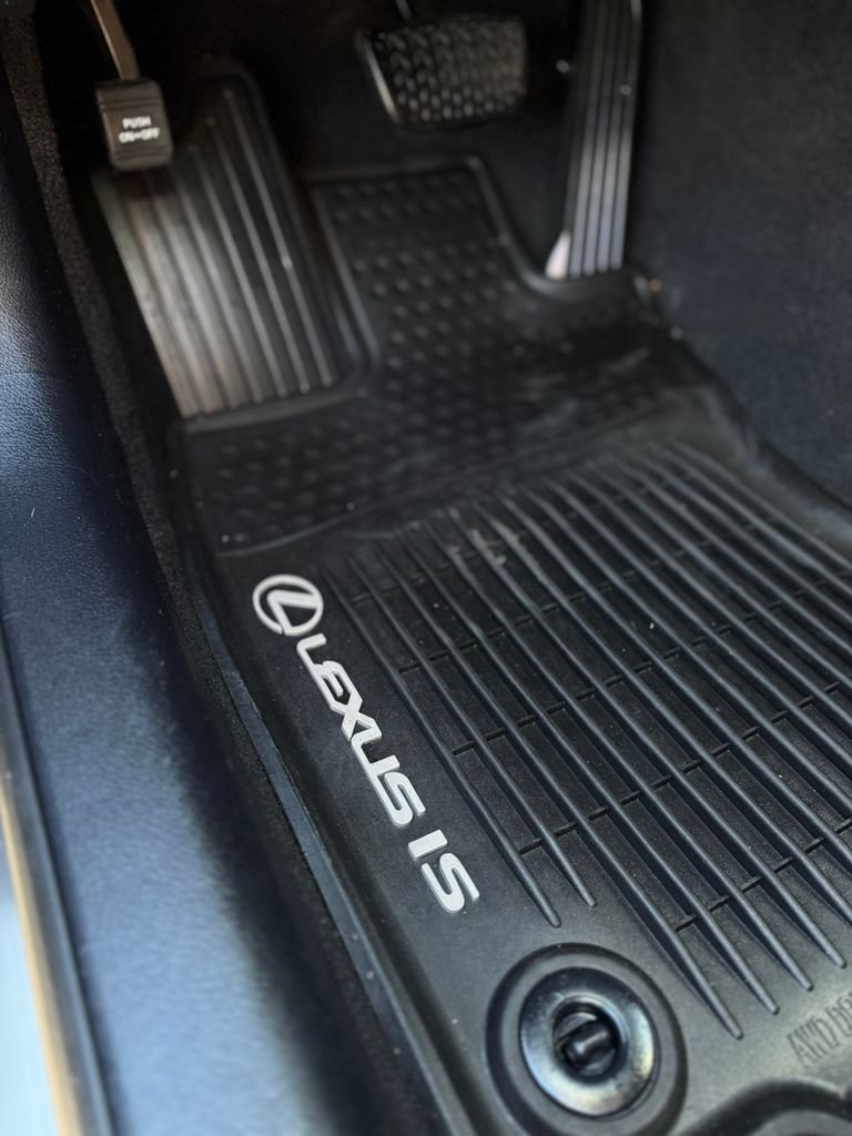 Used 2015 Obsidian Lexus 250 image 10