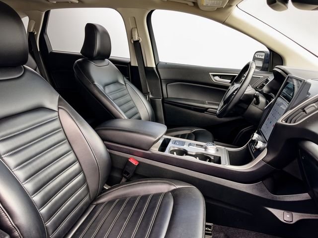Used 2023 Blue Ford SEL image 31