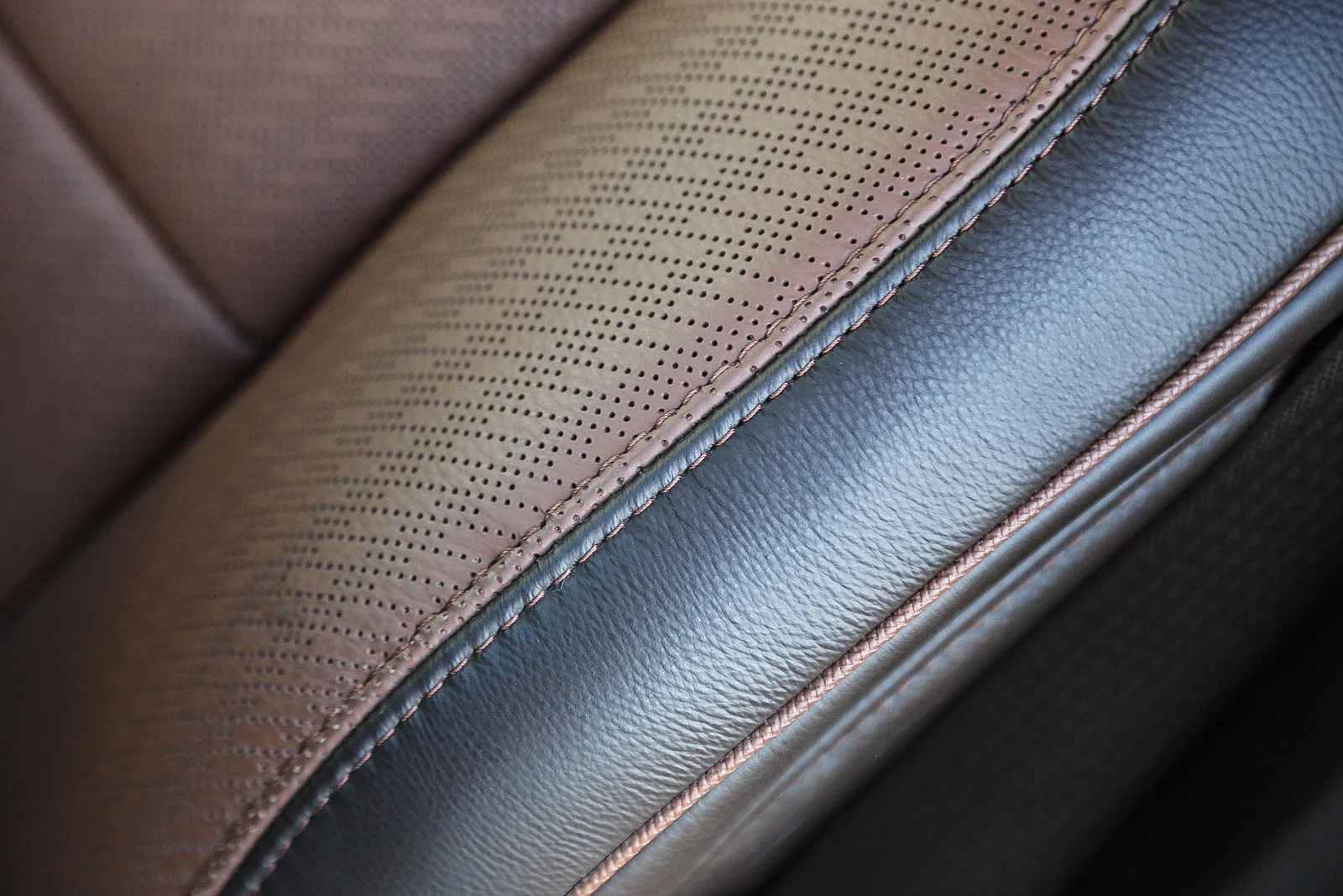 New 2026 Star White Metallic Tri-Coat Ford F-250® King Ranch® image 26