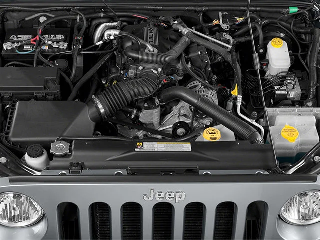 Used 2014 Granite Crystal Metallic Clearcoat Jeep Sport image 16