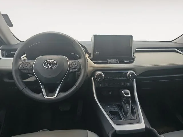 Used 2023 Black Toyota XLE Premium image 8