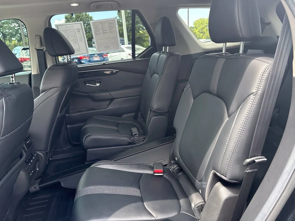 Used 2025 Black Honda Touring image 24