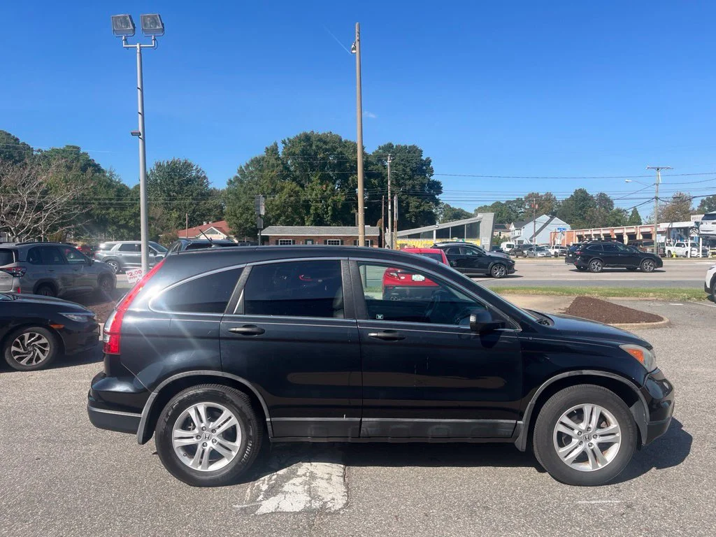 Used 2011  Honda EX image 3
