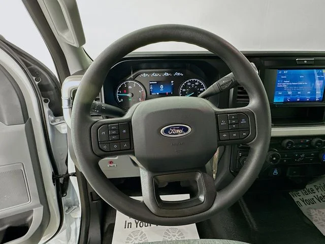 New 2025 Oxford White Ford XL image 11