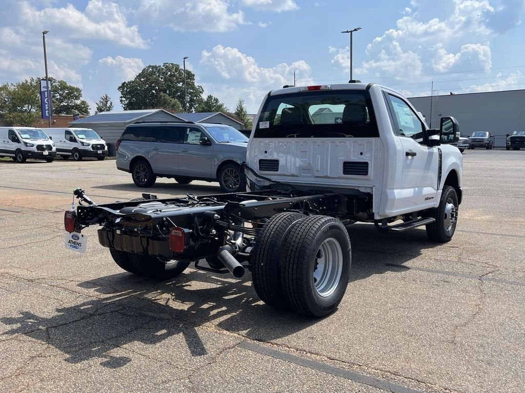 New 2026 Oxford White Ford F-350® XL image 3