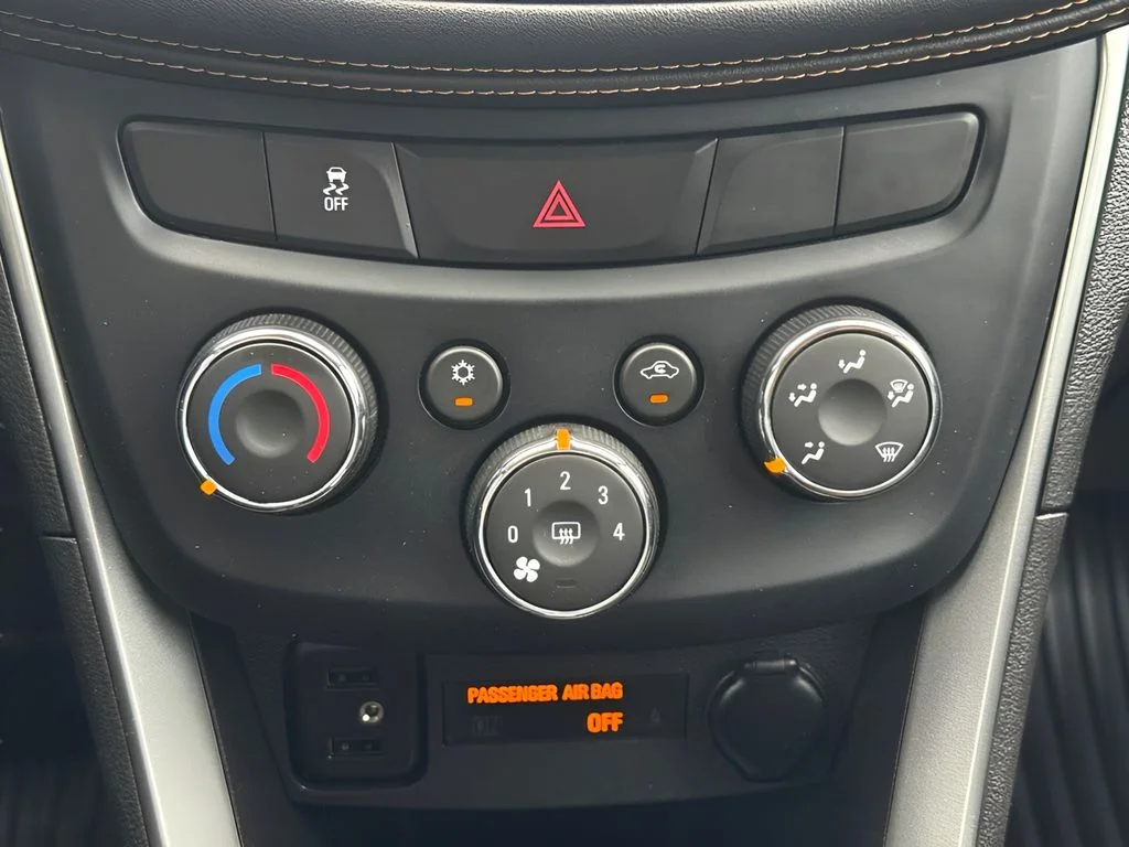 Used 2019 Blue Chevrolet LT image 9