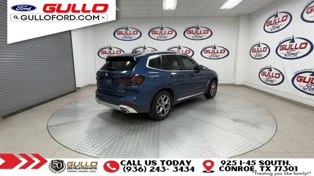 Used 2023 Phytonic Blue Metallic BMW sDrive30i image 8