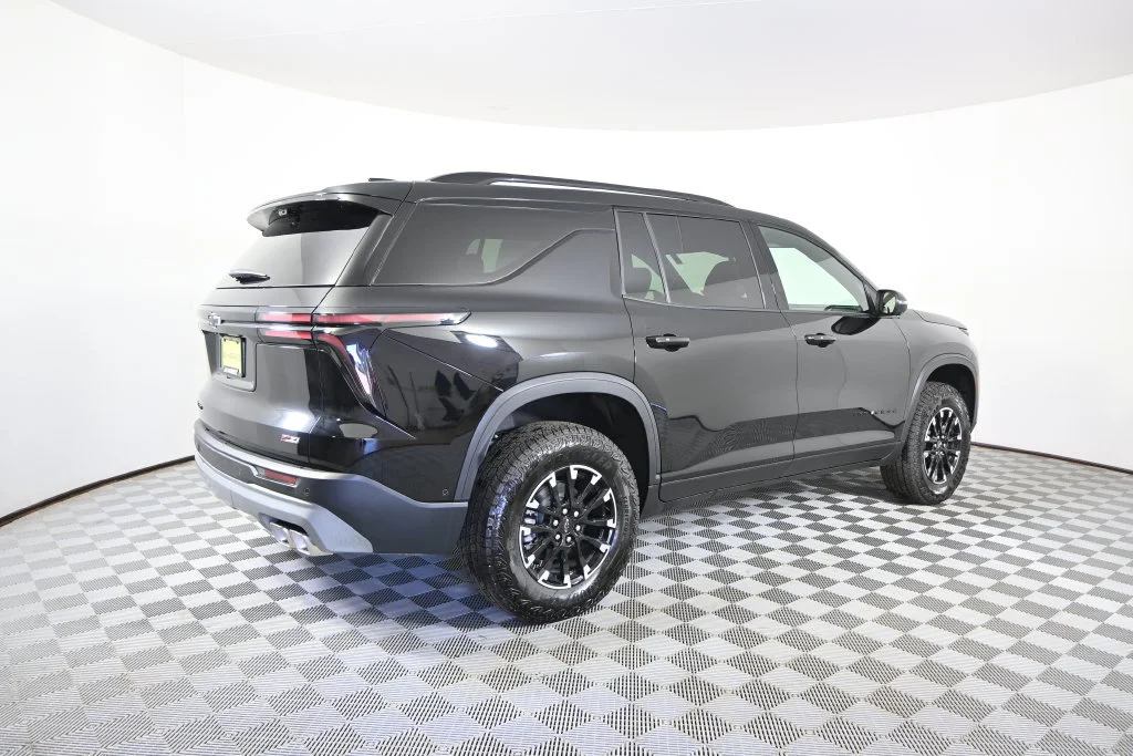 2026 Chevrolet Traverse Z71 - Photo 6