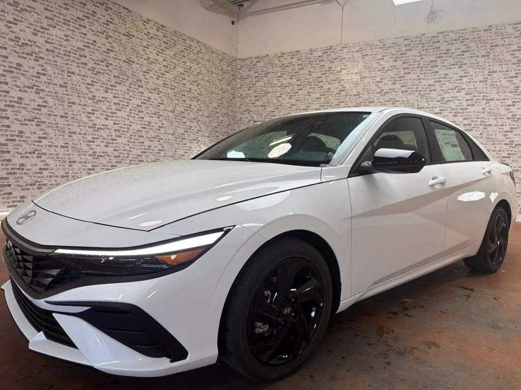 New 2026 Serenity White Hyundai SEL Sport image 3