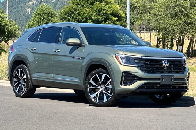 2026 Volkswagen Atlas Cross Sport 2.0T SEL Premium R-Line