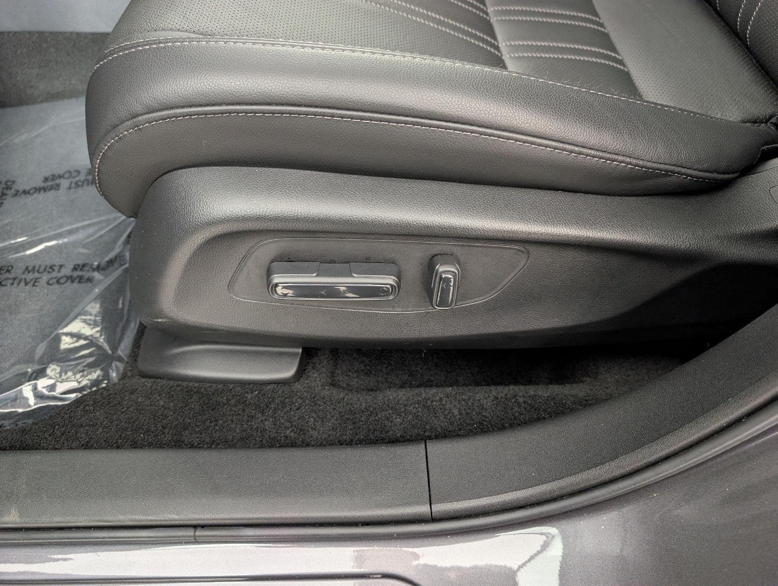 2025 Honda HR-V EX-L - Photo 14
