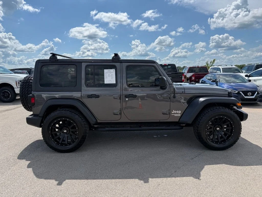 Used 2019 Gray Jeep Unlimited Sport S image 31