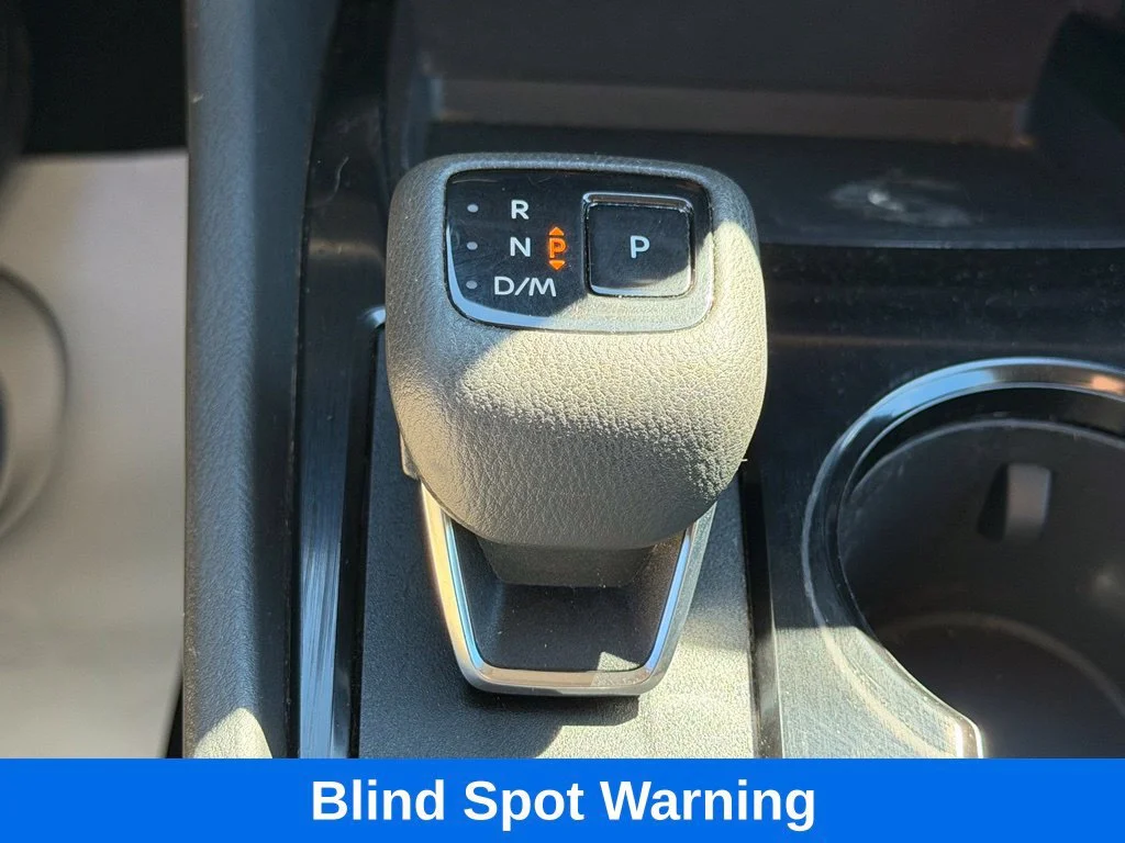 Used 2023 Glacier White Nissan S image 12