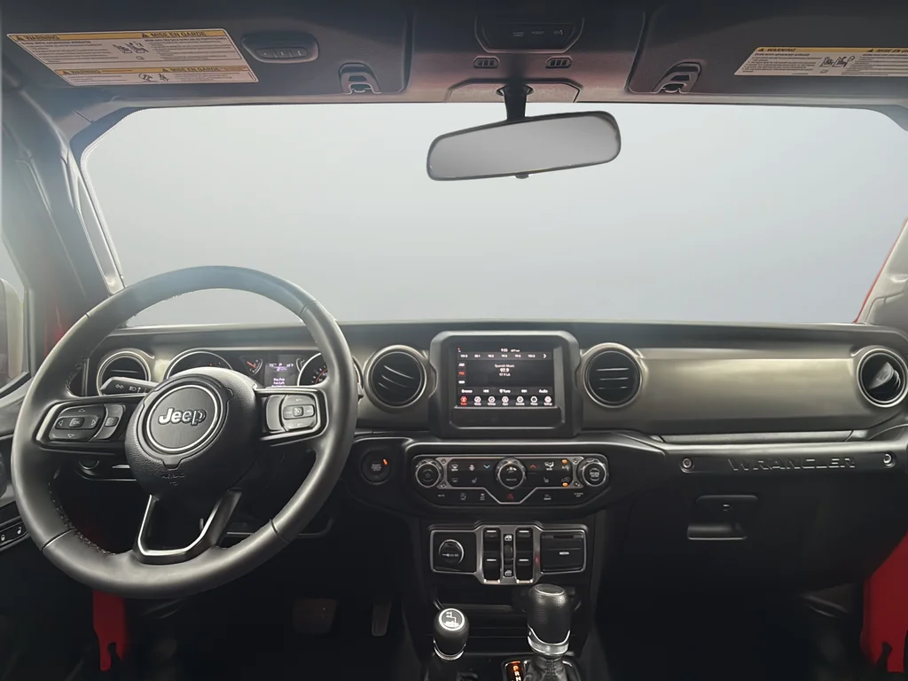 Used 2023 Red Jeep Sport S image 11