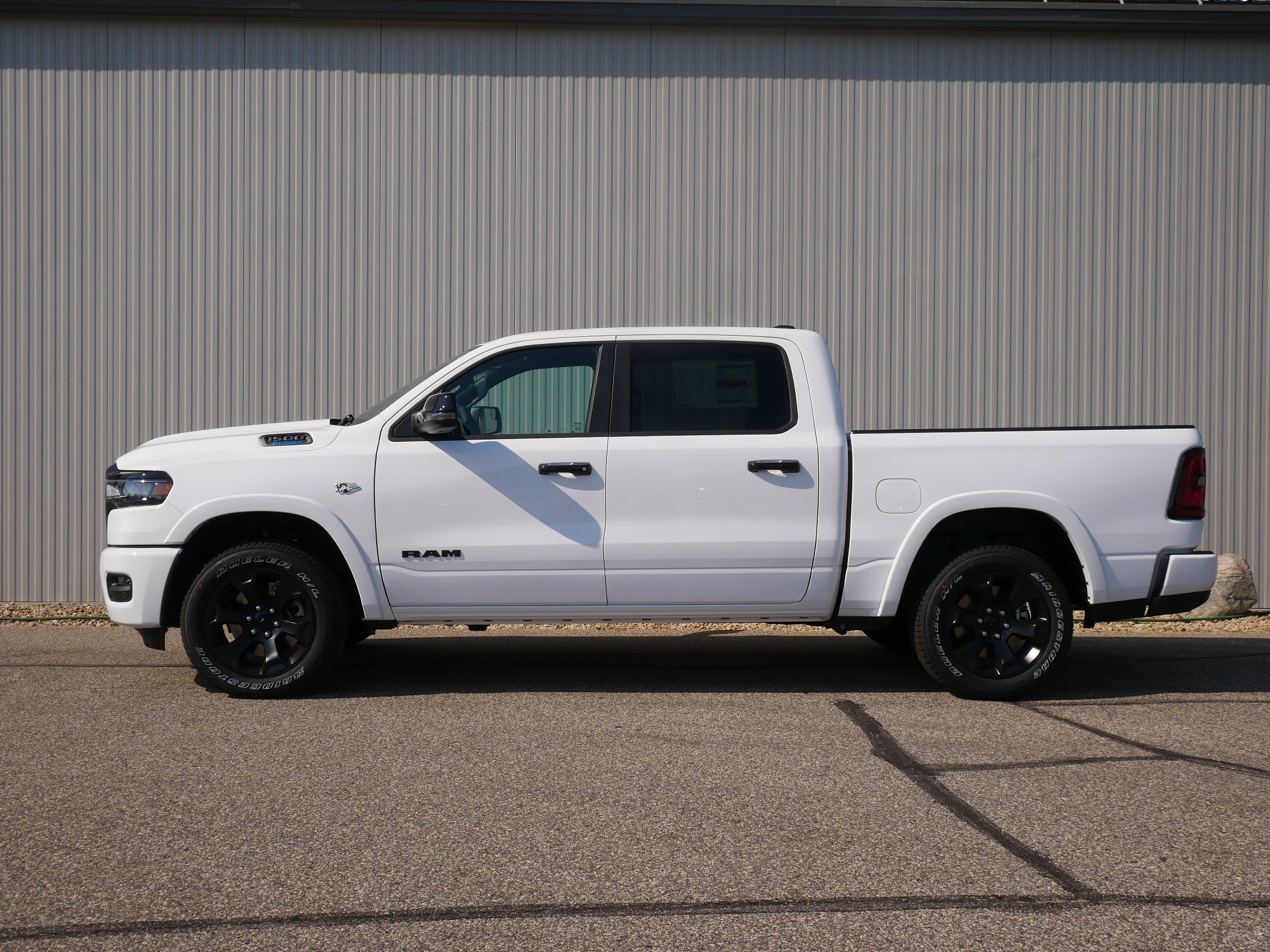 New 2026 Bright White Clear-Coat Exterior Paint RAM Big Horn image 2