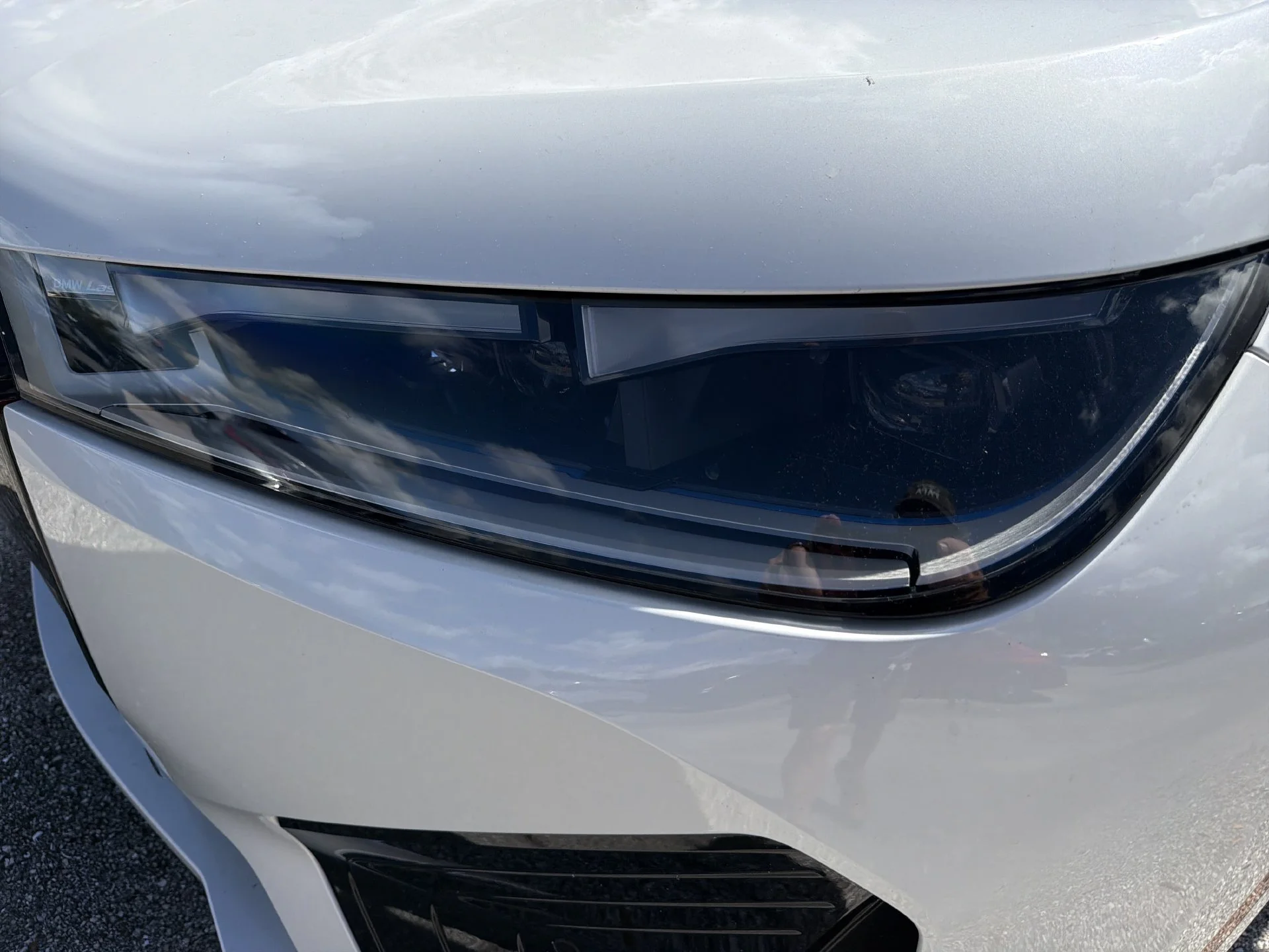 Certified Used 2025 White BMW M60 image 9