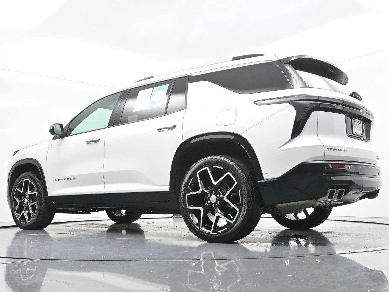 Used 2025 Iridescent Pearl Tricoat Chevrolet FWD High Country image 53