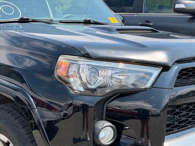 Used 2016 Black Toyota Trail image 10