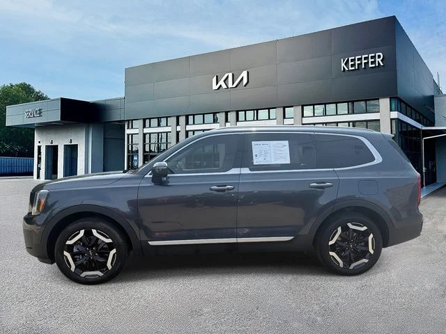 Certified Used 2024 Gray Kia S image 5